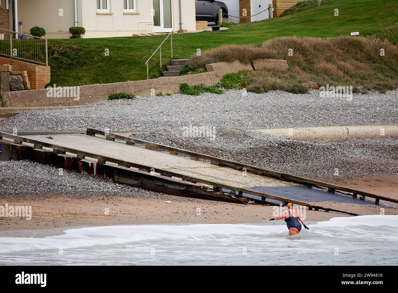 Freshwater Bay, Totland. 23rd December 2023. Changeable weather across