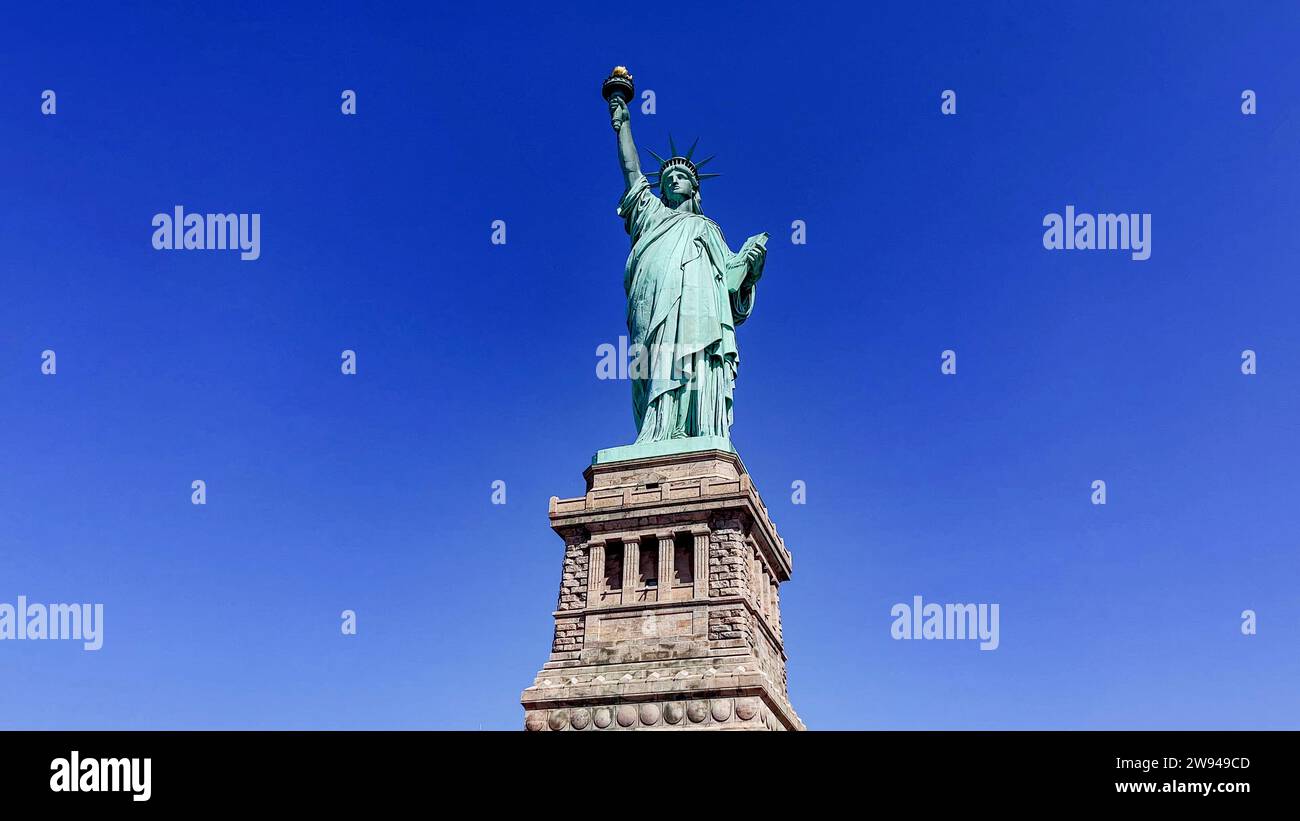 The Lady of New York (USA) is the famous Statue of Liberty of the Big