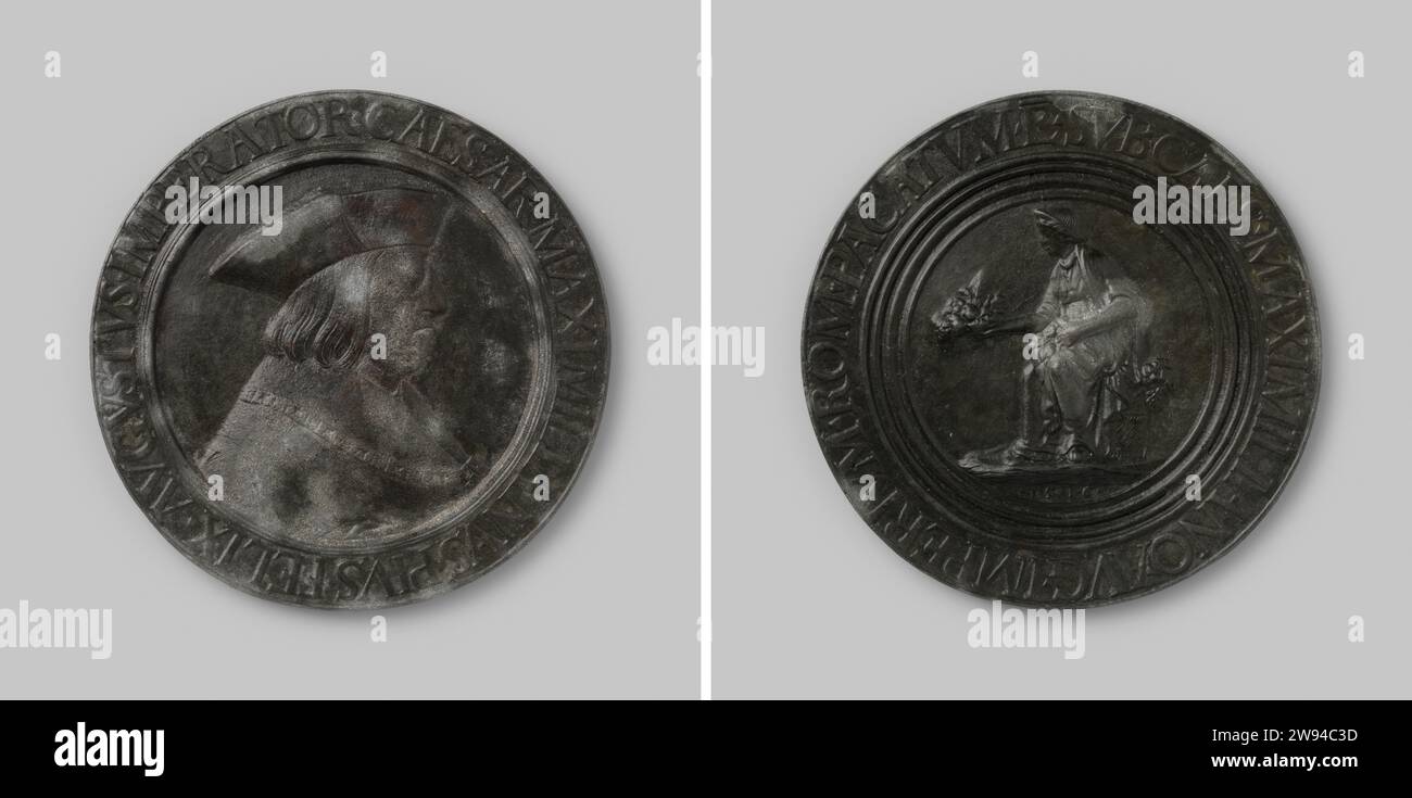 Maximilian I, German Keizer, restores the Peace, Hans Daucher (Copy After), 1518 copy. history medal Bronze medal. Front: breastpiece man inside change. Reverse: Peace, depicted as a woman with basket with fruits in hand inside Covering Augsburg bronze (metal) casting Stock Photo