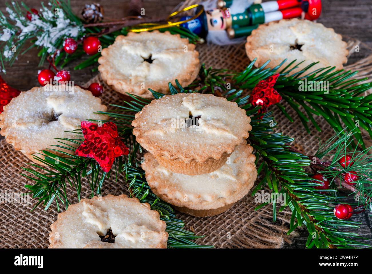 Traditional festive mince pies Stock Photo - Alamy