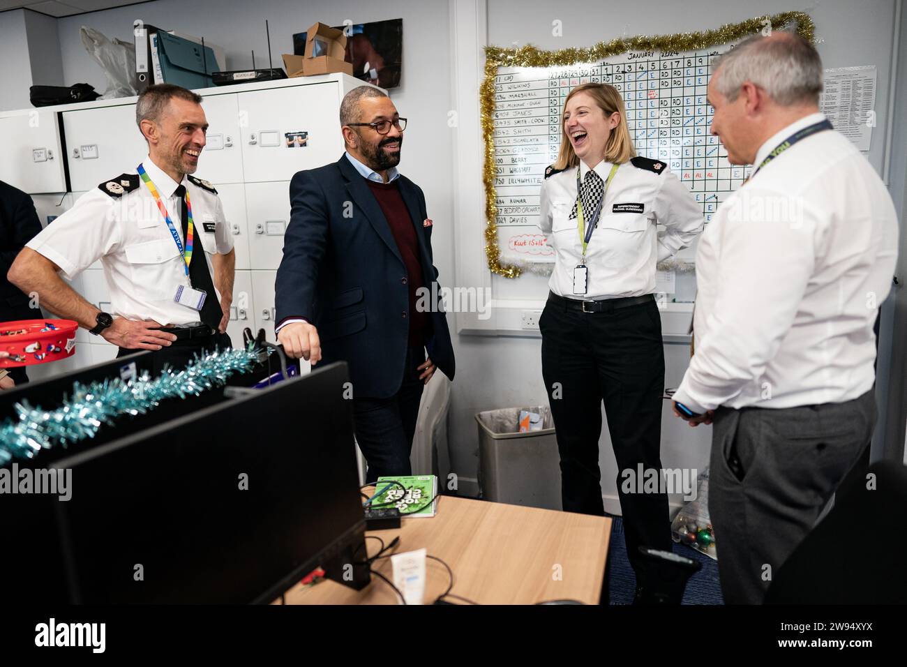 Home Secretary James Cleverly meeting police officers at Luton Police Station to thank them for their service for working over the festive period. Picture date: Thursday December 21, 2023. Stock Photo