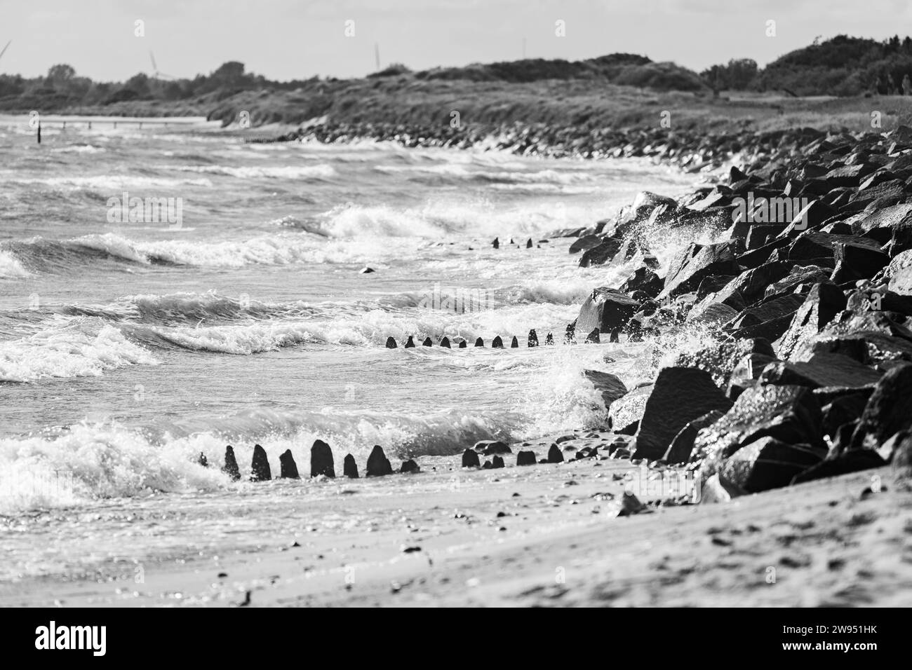 Endless black beach Black and White Stock Photos & Images - Alamy