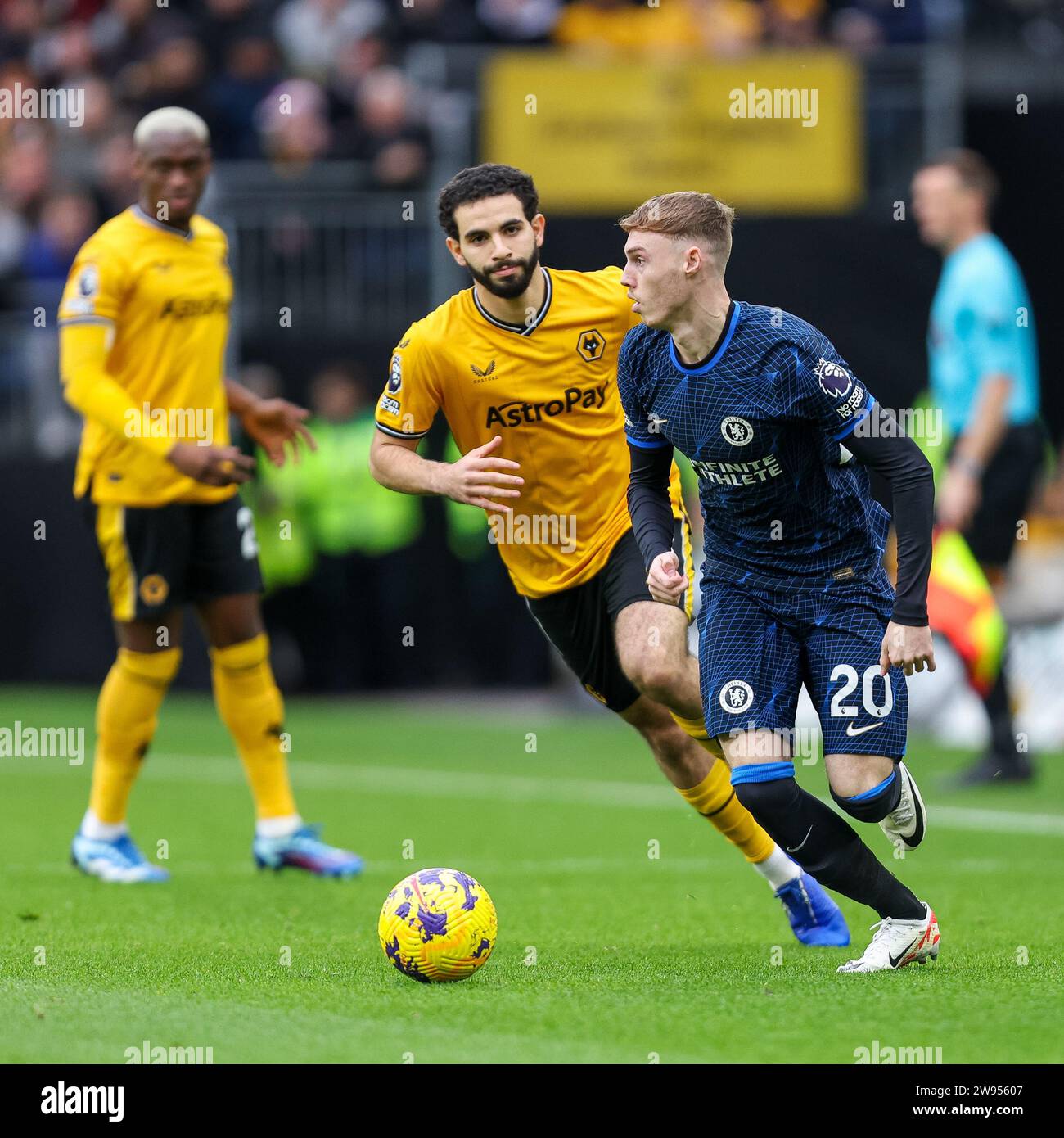 Wolverhampton, UK. 24th Dec, 2023. Chelsea's Cole Palmer in defensive action during the Premier League match between Wolverhampton Wanderers and Chelsea at Molineux, Wolverhampton, England on 24 December 2023. Photo by Stuart Leggett. Editorial use only, license required for commercial use. No use in betting, games or a single club/league/player publications. Credit: UK Sports Pics Ltd/Alamy Live News Stock Photo