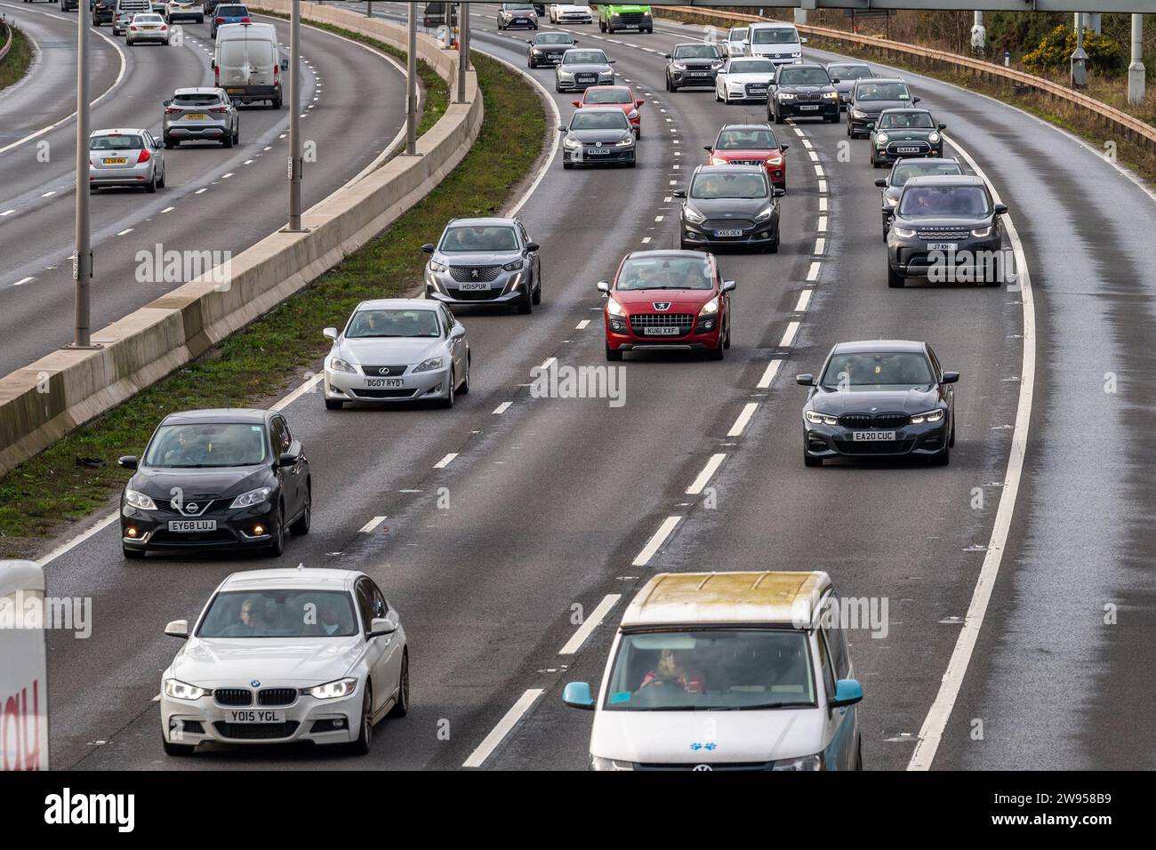 Birmingham, West Midlands, UK. 24th Dec, 2023. Despite many thousands of people making the holiday getaway on Christmas Eve, the M6 was moving freely today with no visible congestion on either carriageway. Credit: AG News/Alamy Live News Stock Photo