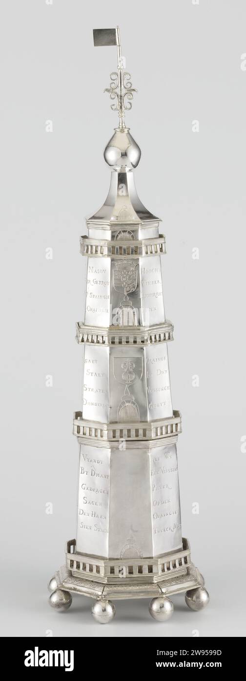 spice-container-in-the-shape-of-the-tower-of-saint-john-s-cathedral-in
