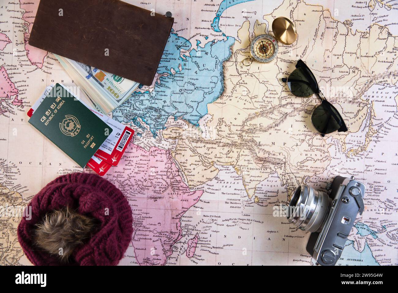 Compass ancient map europe map hi-res stock photography and images - Alamy
