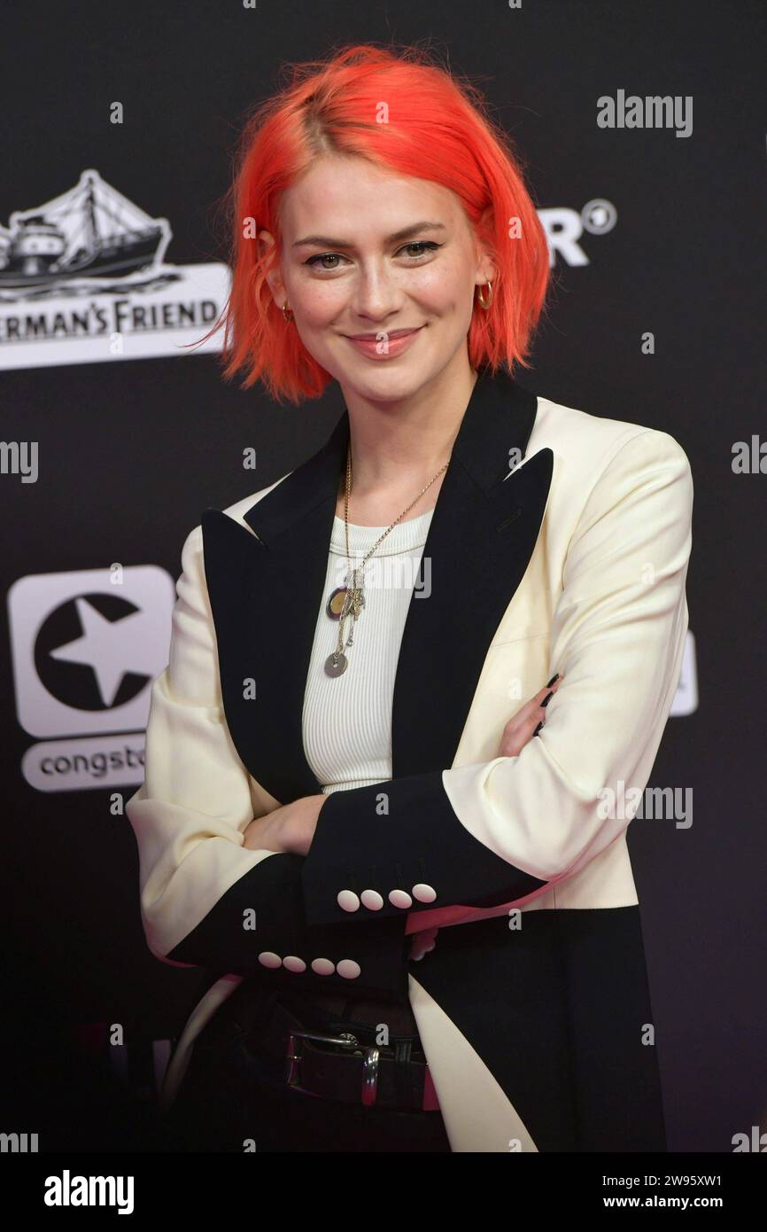 Alli Neumann Sängerin 11/23 thg Alli Neumann bei der 1Live Krone am 30