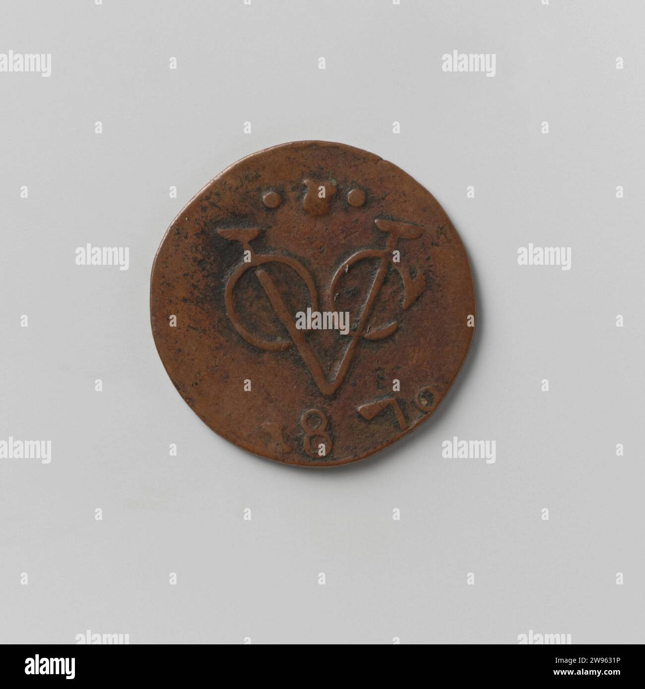 Imitation of a penny from the VOC from Utrecht, 1870 ,, 1830 - 1870 coin Copper mint. Imitation of Dang of the VOC from Utrecht. Front: two lions held by Utrecht's coat of arms, including decoration. Reverse: monogram of the VOC, above which mint sign and including fictional year. Banjarmasin copper (metal) striking (metalworking) Stock Photo