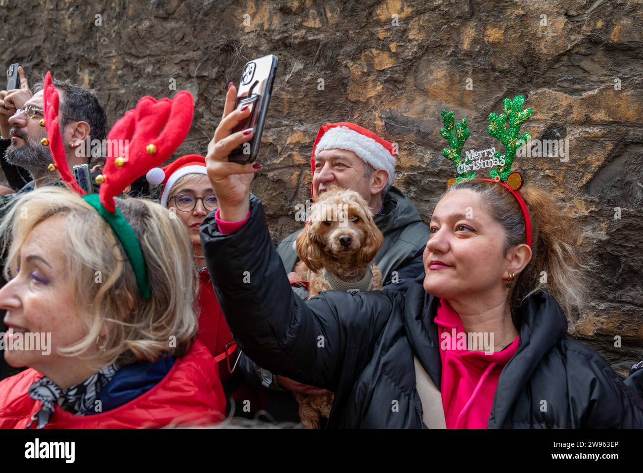 Greek school children hi-res stock photography and images - Alamy