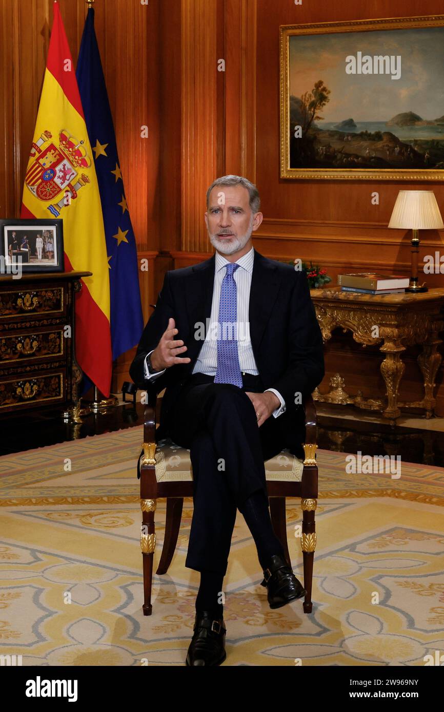 Madrid, Madrid, Spain. 24th Dec, 2023. King Felipe VI of Spain attends delivers his traditional Christmas speech, recorded at Zarzuela Palace on December 24, 2023 in Madrid, Spain (Credit Image: © Jack Abuin/ZUMA Press Wire) EDITORIAL USAGE ONLY! Not for Commercial USAGE! Stock Photo