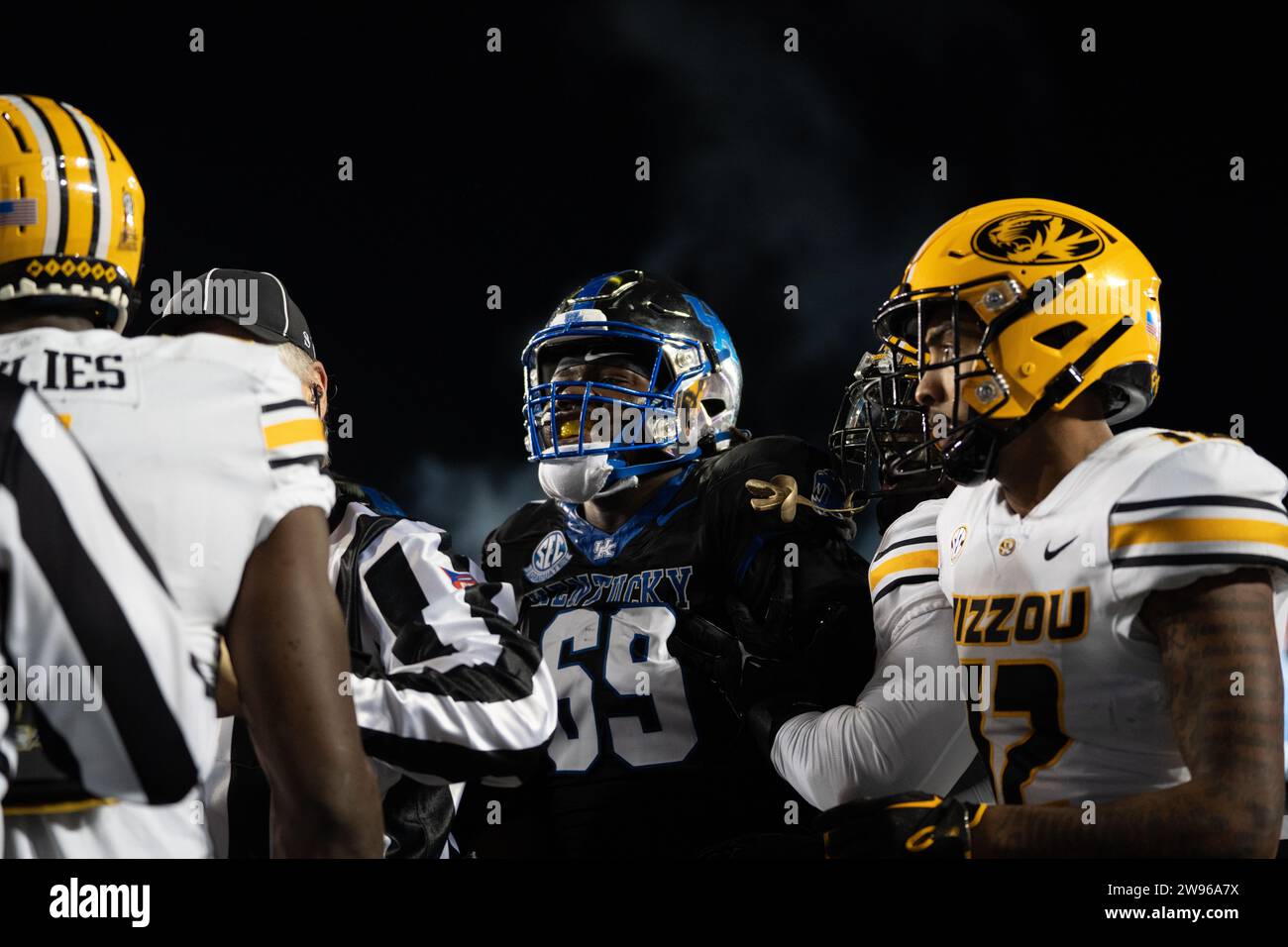 Kentucky offensive lineman Marques Cox gets in a scuffle with players during the Kentucky vs. Missouri football game on Saturday, Oct. 14, 2023. Stock Photo