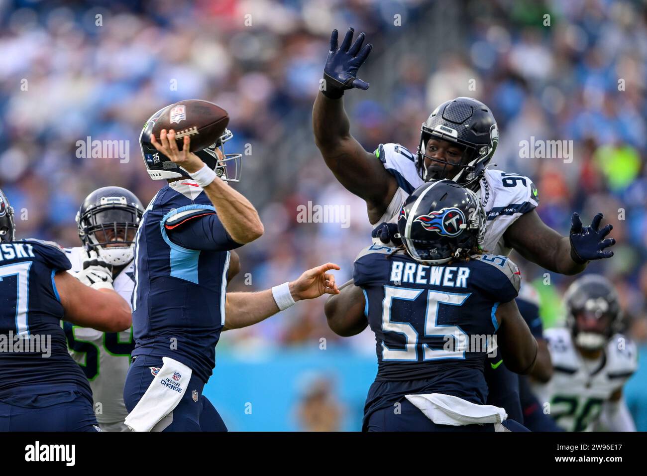 December 24, 2023: Seattle Seahawks linebacker Hamilcar Rashed (92) deflects the pass of Tennessee Titans quarterback Ryan Tannehill (17) during the second half of an NFL game between the Seattle Seahawks and Tennessee Titans at Nissan Stadium in Nashville TN Steve Roberts/CSM (Credit Image: © @ Steve Roberts/Cal Sport Media) Stock Photo