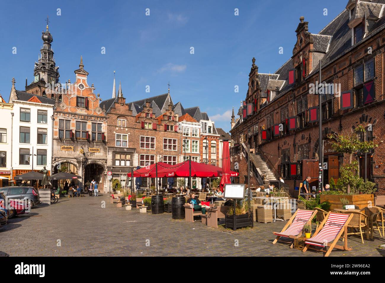 Butter Weigh house built in 1612, on the Grote Markt with a view of the city gate in Nijmegen. Stock Photo
