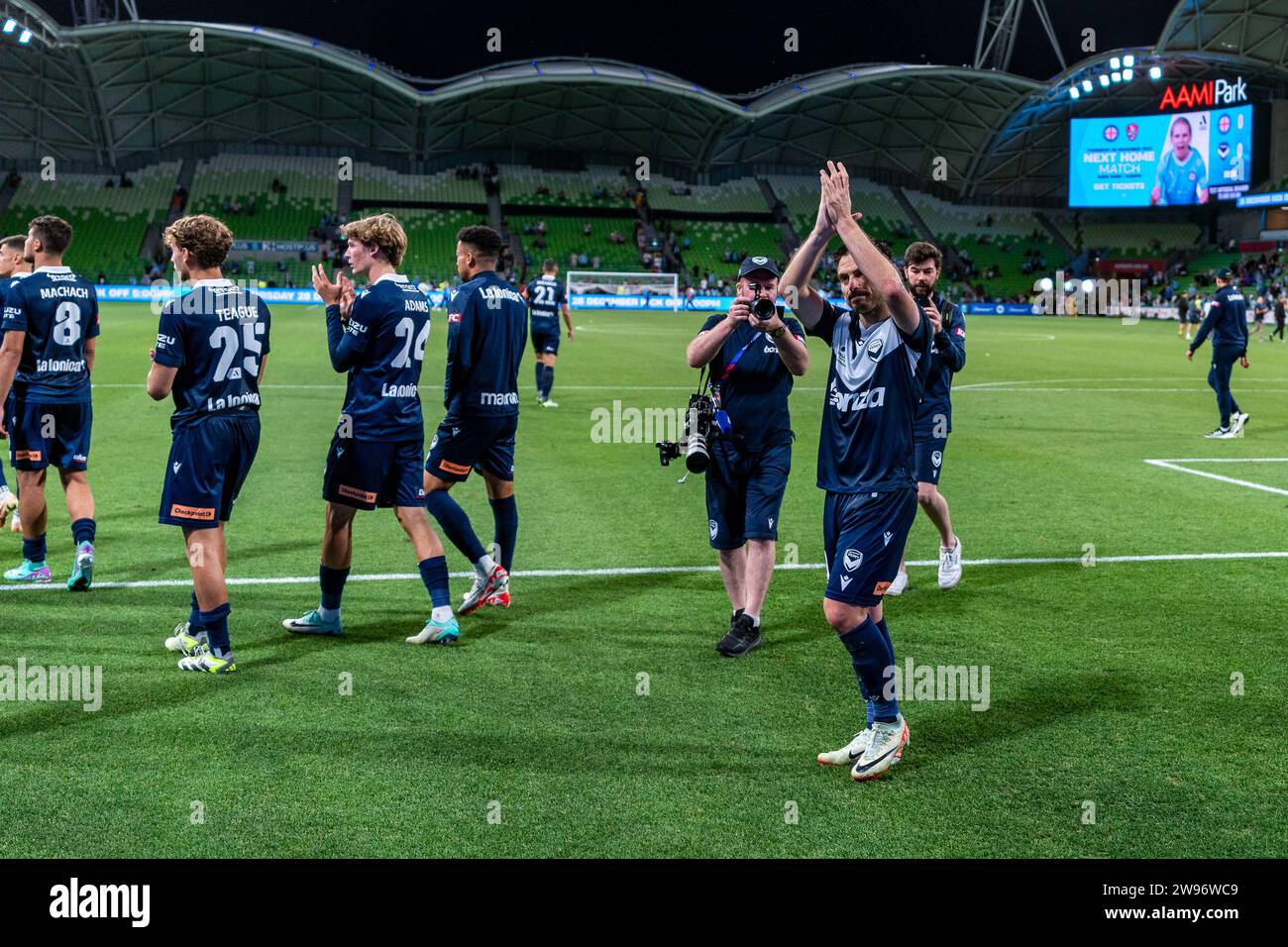 Melbourne, Australia. 23 December, 2023. Melbourne Victory FC Forward Bruno Fornaroli (#10) applauds the effort from the active supporters at the conclusion of the Isuzu UTE A-League match between Melbourne City FC and Melbourne Victory FC at AAMI Park in Melbourne, Australia. Credit: James Forrester/Alamy Live News Stock Photo