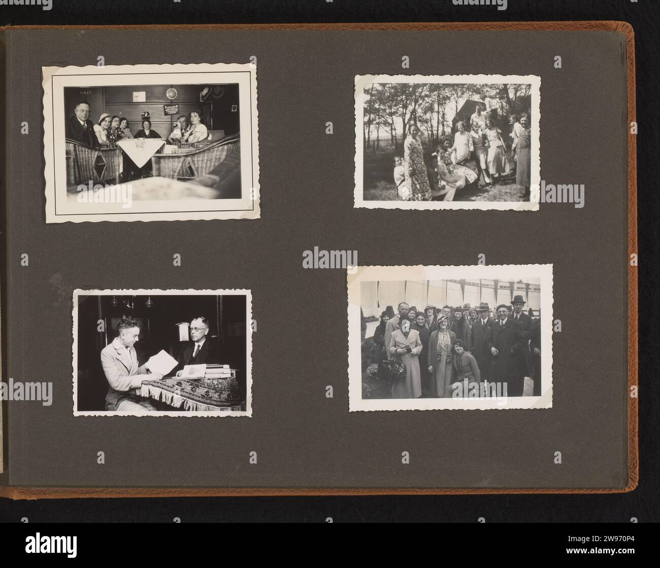 Historical esperanto hi-res stock photography and images - Alamy, image size:1300x1120