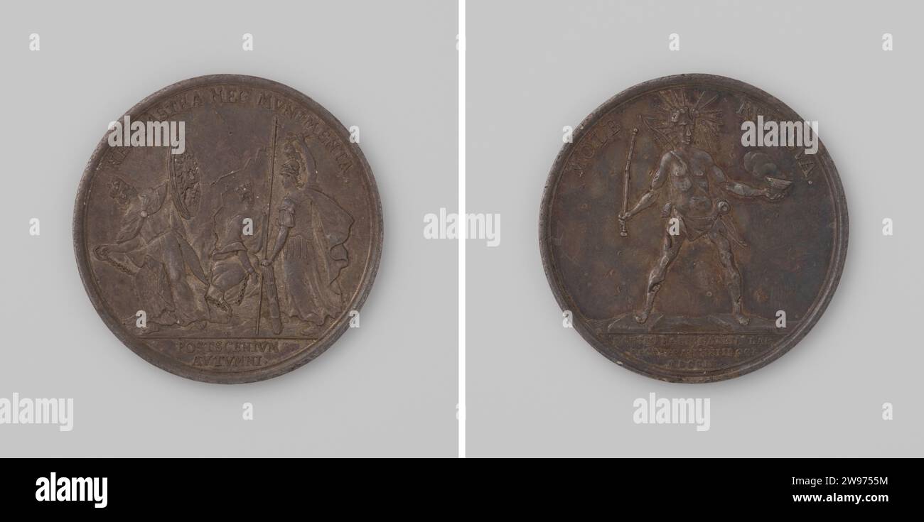 Inname van Bergen, Georg Friedrich Nuernberger, history medal Silver medal. Front: Gallia, in the form of crowned woman holds broken chain in one hand, with which mountains, in the form of crowned woman sitting in the background, was bound, and in a different hand shield to ward off lightning that Bellona throws against her inside, above, above inscription. Nuremberg silver (metal) striking (metalworking)  Bergen (Belgium). Hainaut Stock Photo