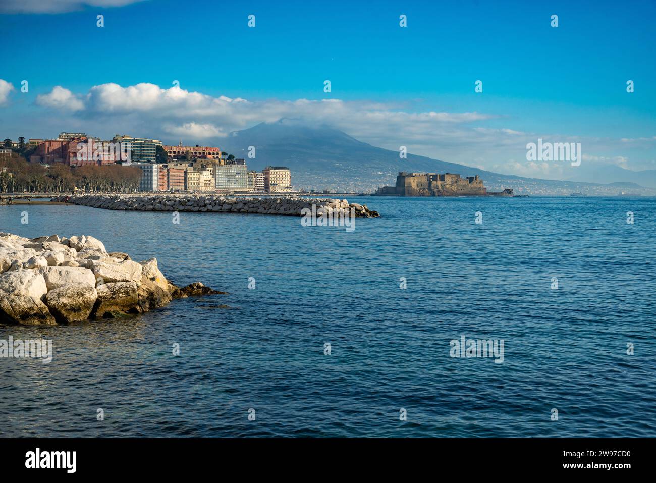 Nice coastal view hi-res stock photography and images - Alamy