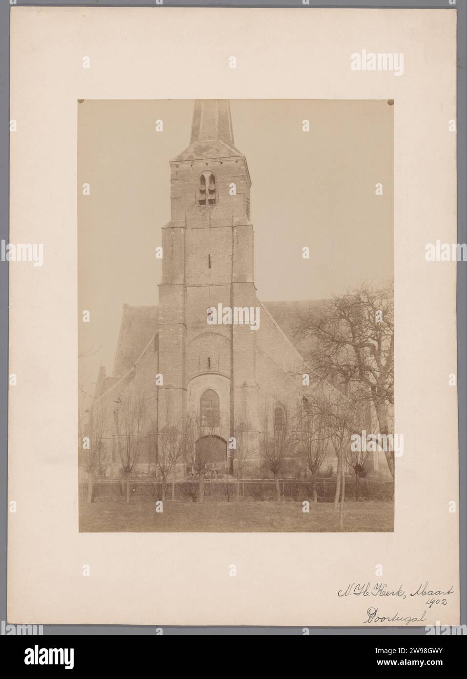 View of the Dorpskerk in Poortugaal, Anonymous (Monumentenzorg) (Attributed to), 1902 photograph  Gatebread photographic support. cardboard albumen print church (exterior) Gatebread Stock Photo