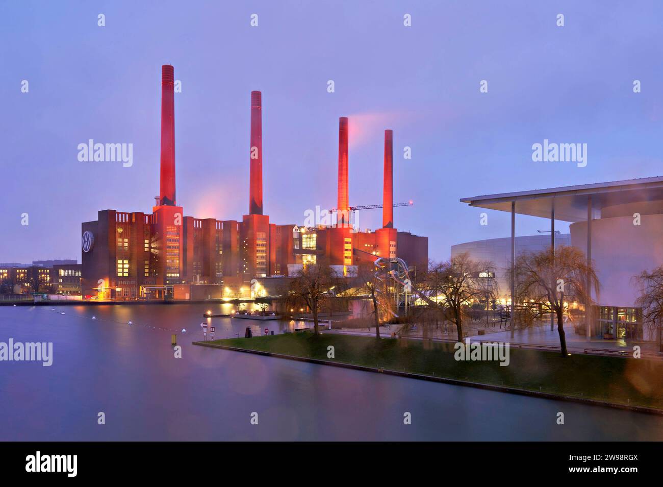  Das VW-Werk am Heilig Abend. Wolfsburg, 24.12.2023 *** The VW plant on 