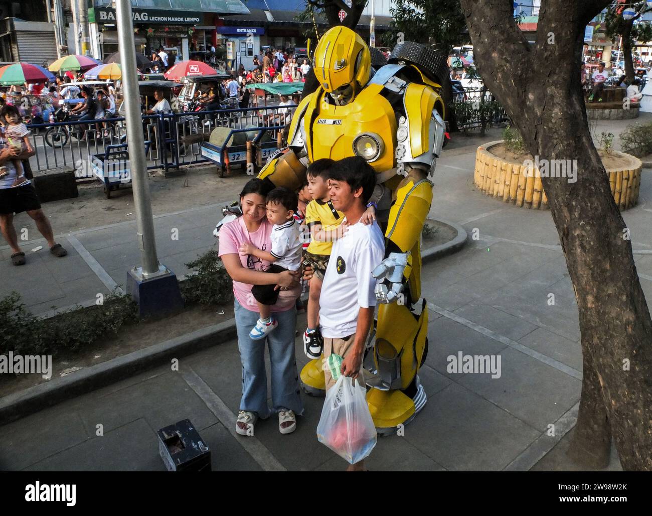 American, kid, philippines hi-res stock photography and images - Alamy