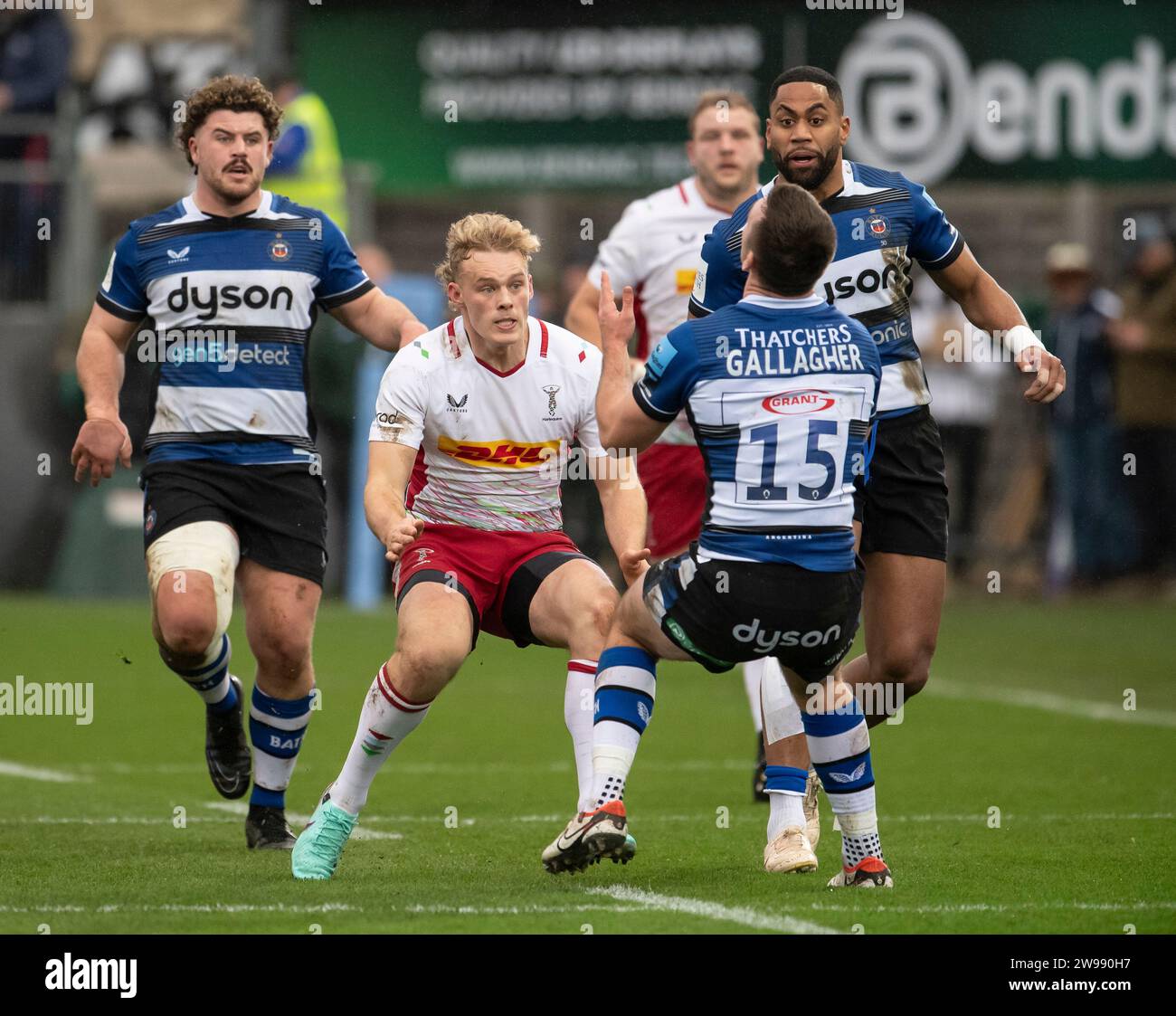 Harlequins Louis Lynagh and Bath Rugby Matt Gallagher in action during
