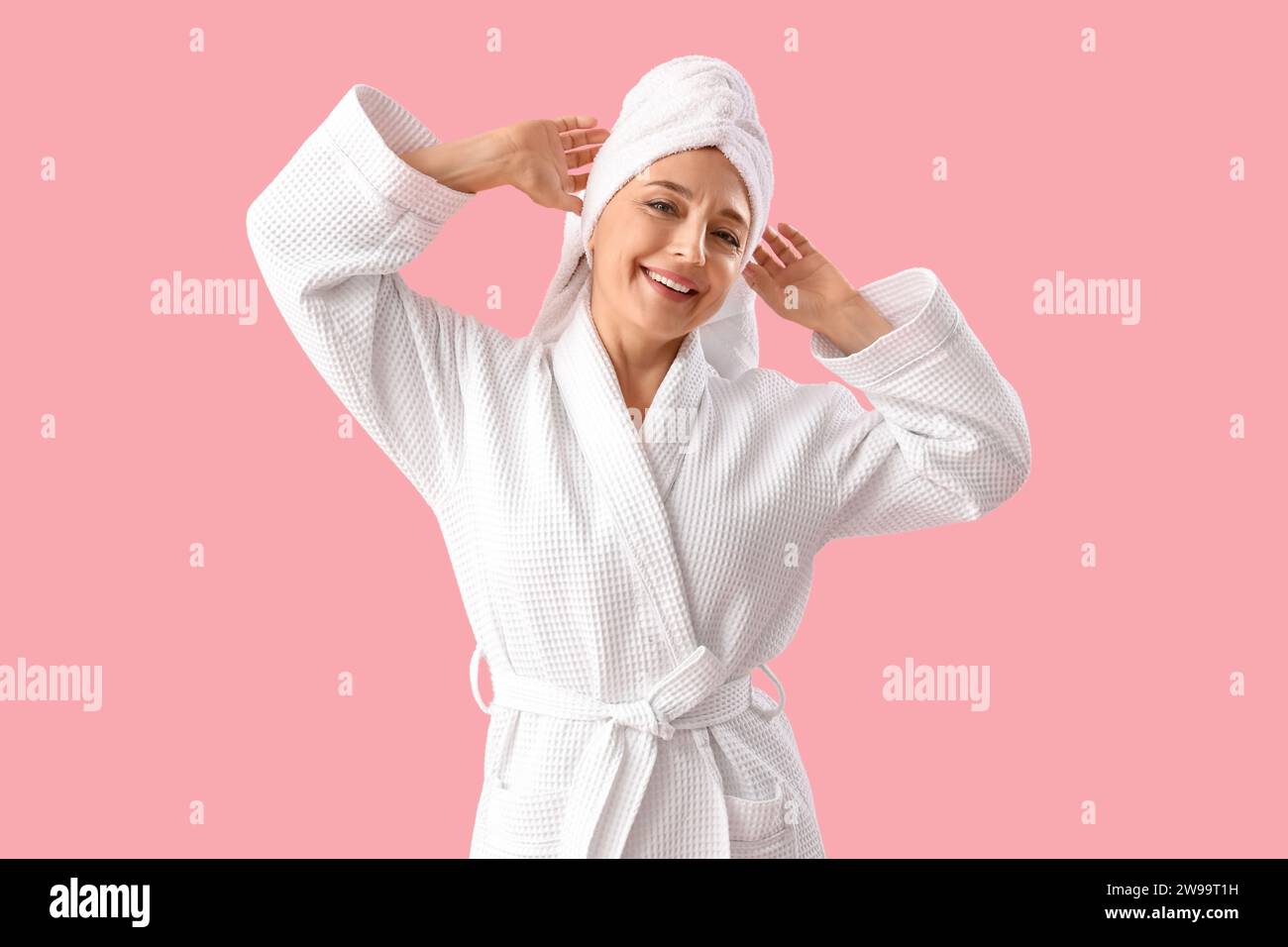 Mature woman shower smiling hi-res stock photography and images - Alamy