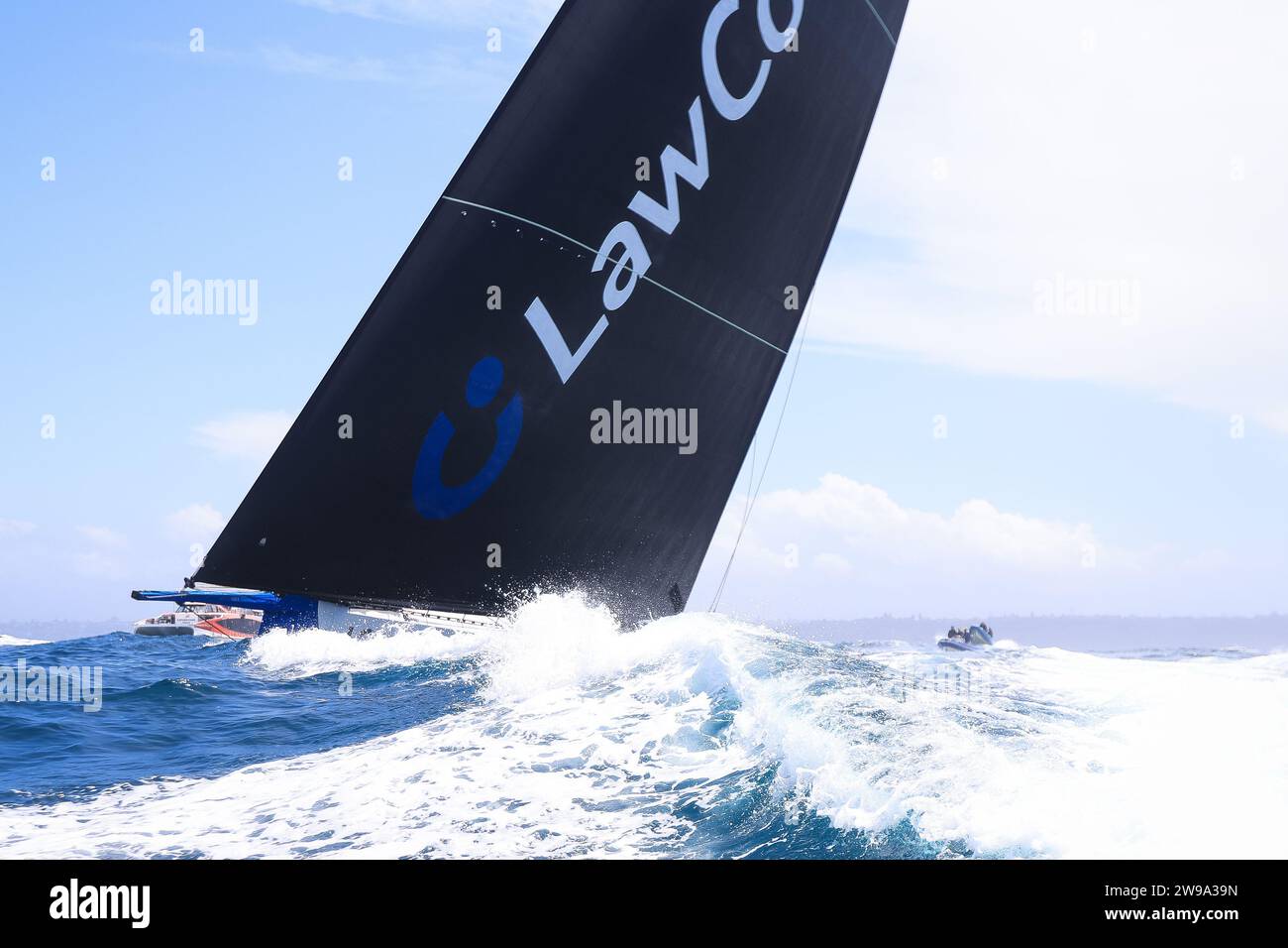 Sydney Harbour, Sydney, Australia. 26th Dec, 2023. 2023 Rolex Sydney Hobart Yacht Race; LawConnect skippered by Christian Beck leads the race Credit: Action Plus Sports/Alamy Live News Stock Photo
