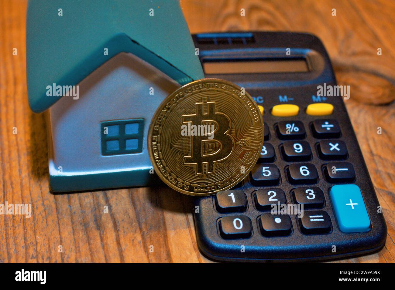 Objects in the house hi-res stock photography and images - Alamy