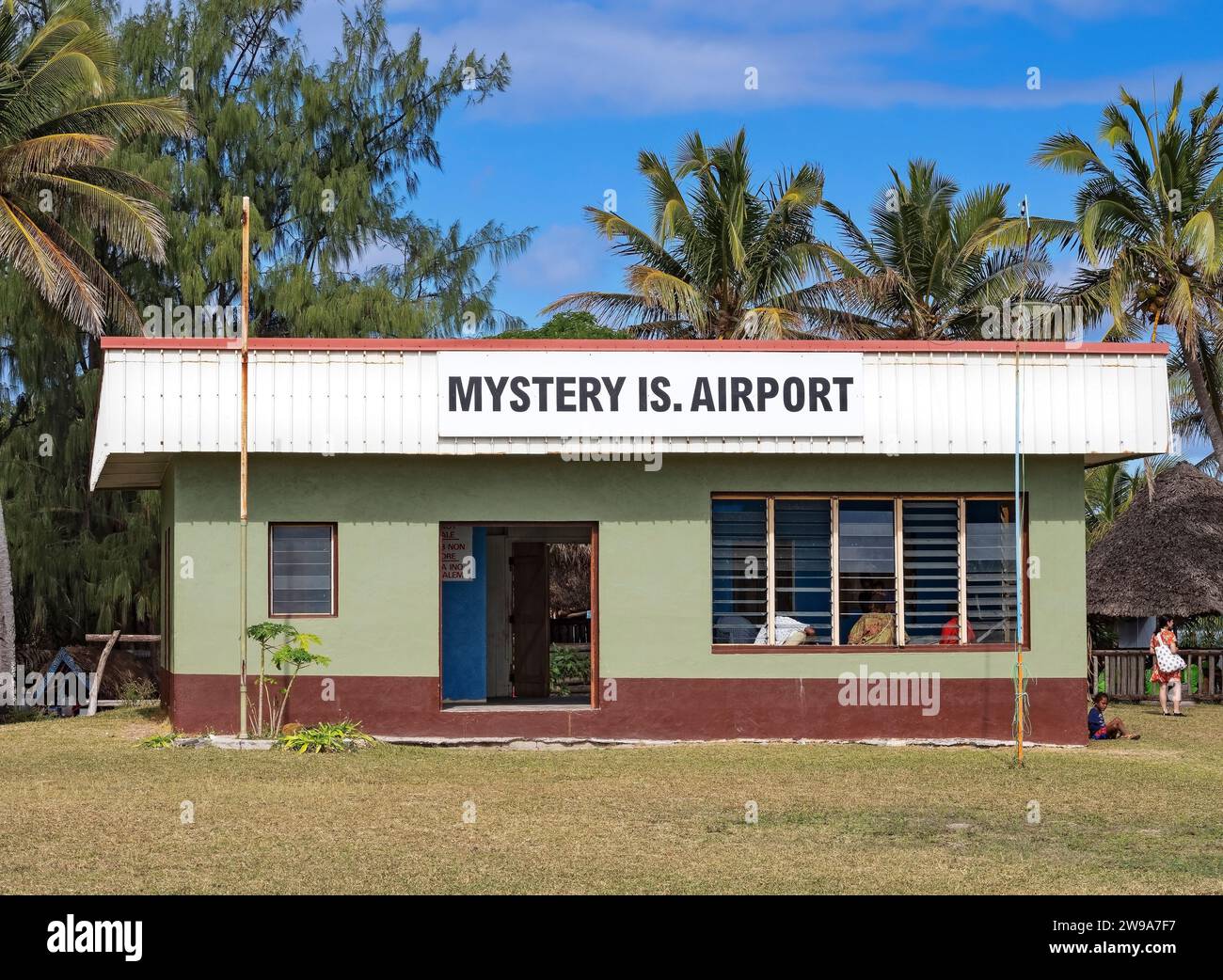 South Pacific Cruise /  Cruise ship passengers  from Carnival Splendor visit the airport building on Mystery Island.After departing from Sydney Austra Stock Photo