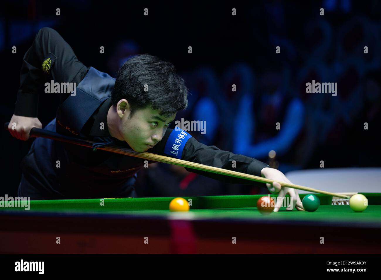 Macau, China. 26th Dec, 2023. Si Jiahui of China competes during the
