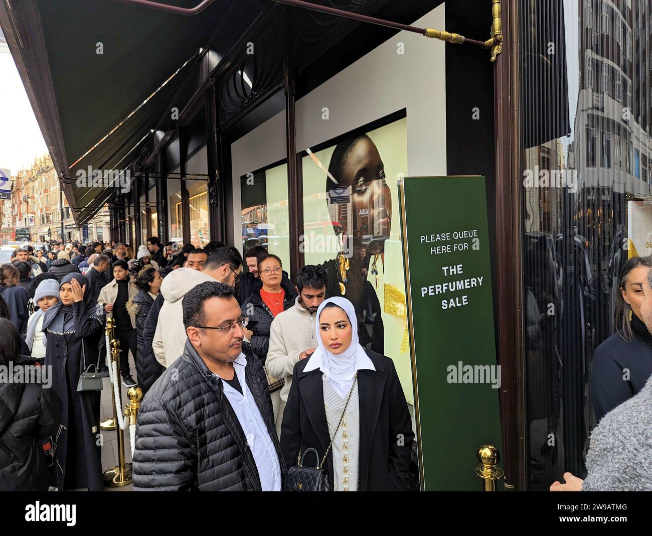 London, UK. 26th Dec, 2023. Harrods Boxing Day sale gets off to busy