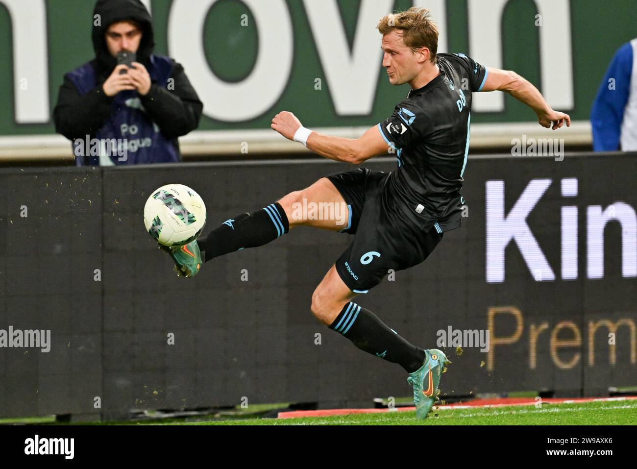 Joren Dom (6) of OHL pictured during the Jupiler Pro League season 2023