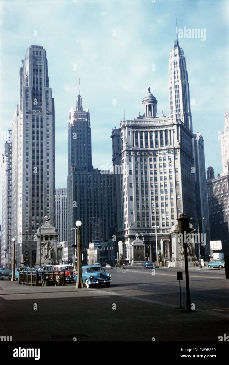 1950s skyscraper hi-res stock photography and images - Alamy