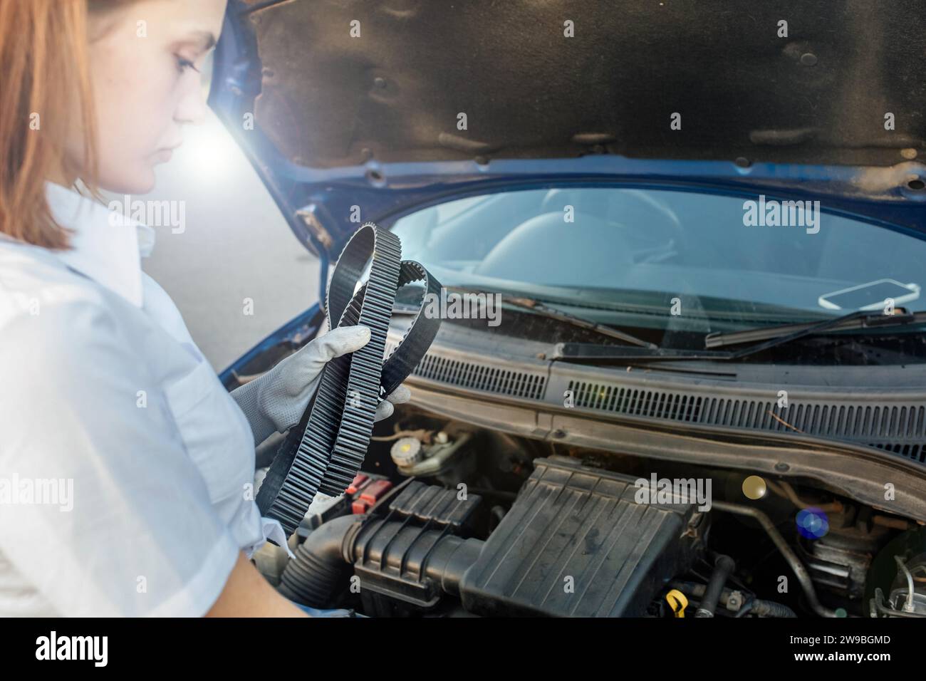 Hot woman mechanic hi-res stock photography and images - Alamy