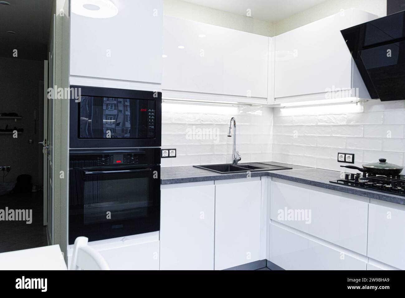 Smart Home Improvements That Don't Kill Your Minimalist Vibe