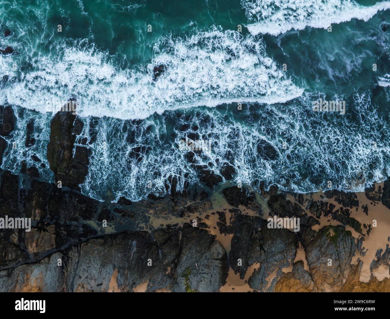 Aerial view of the huge Pacific ocean waves Stock Photo - Alamy