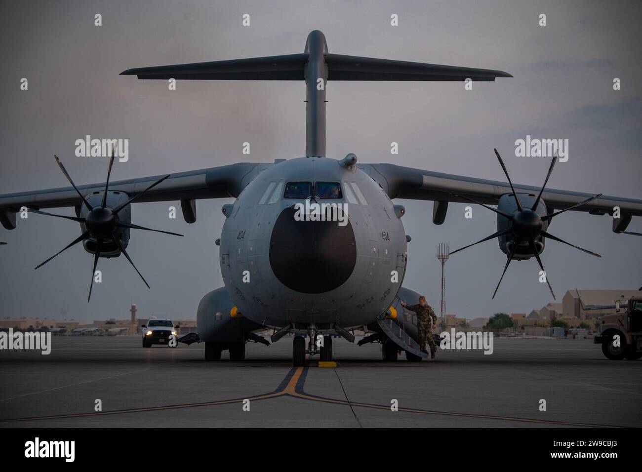 A Royal Air Force A400M Atlas prepares to taxi Dec. 20 on a flightline at an undisclosed location in southwest Asia. The A400M is a four-engine Turboprop transport aircraft capable of carrying 37 tons over 2,000 nautical miles and is used by the Royal Air Force to transport troops and equipment to where it is needed. (U.S. Air Force photo by Capt. Stephanie Squires) Stock Photo