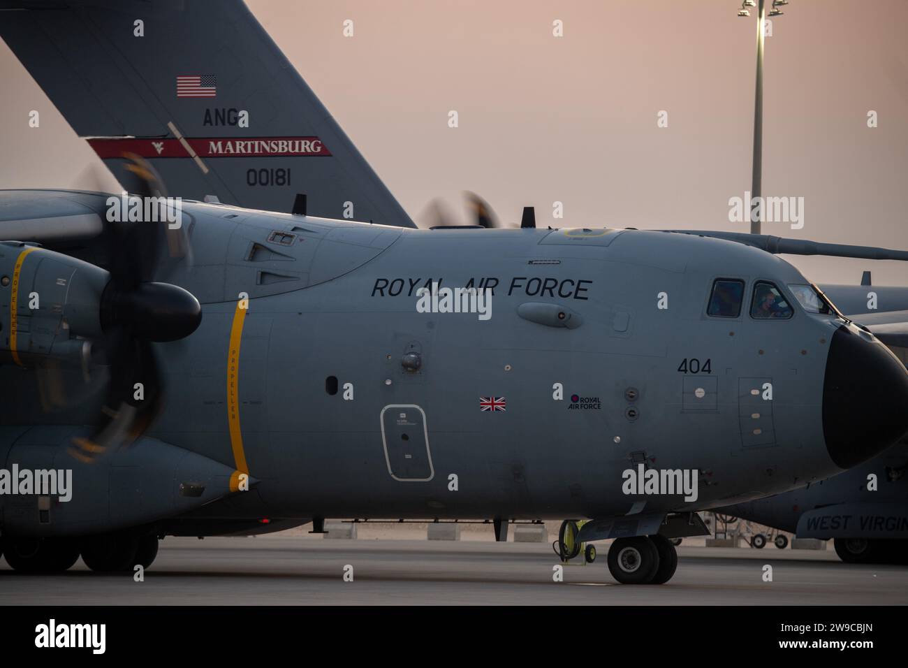 A Royal Air Force A400M Atlas prepares to taxi Dec. 20 on a flightline at an undisclosed location in southwest Asia. The A400M is a four-engine Turboprop transport aircraft capable of carrying 37 tons over 2,000 nautical miles and is used by the Royal Air Force to transport troops and equipment to where it is needed. (U.S. Air Force photo by Capt. Stephanie Squires) Stock Photo