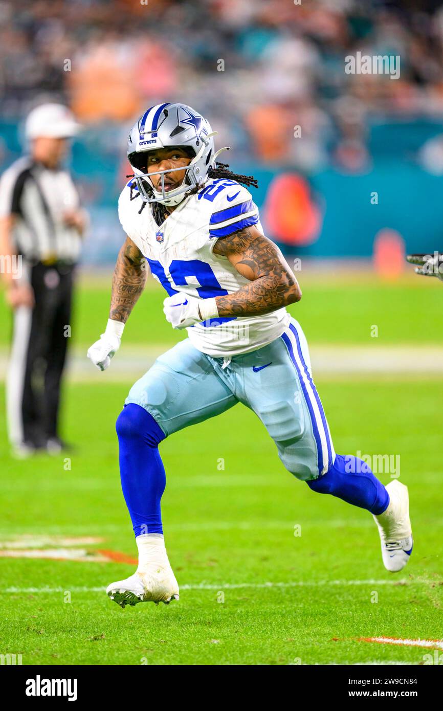 Dallas Cowboys running back Rico Dowdle (23) runs a play during an NFL