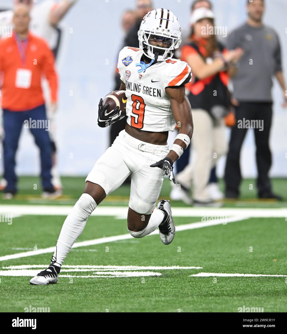 Detroit, Michigan, USA. 26th Dec, 2023. Bowling Green Tight End