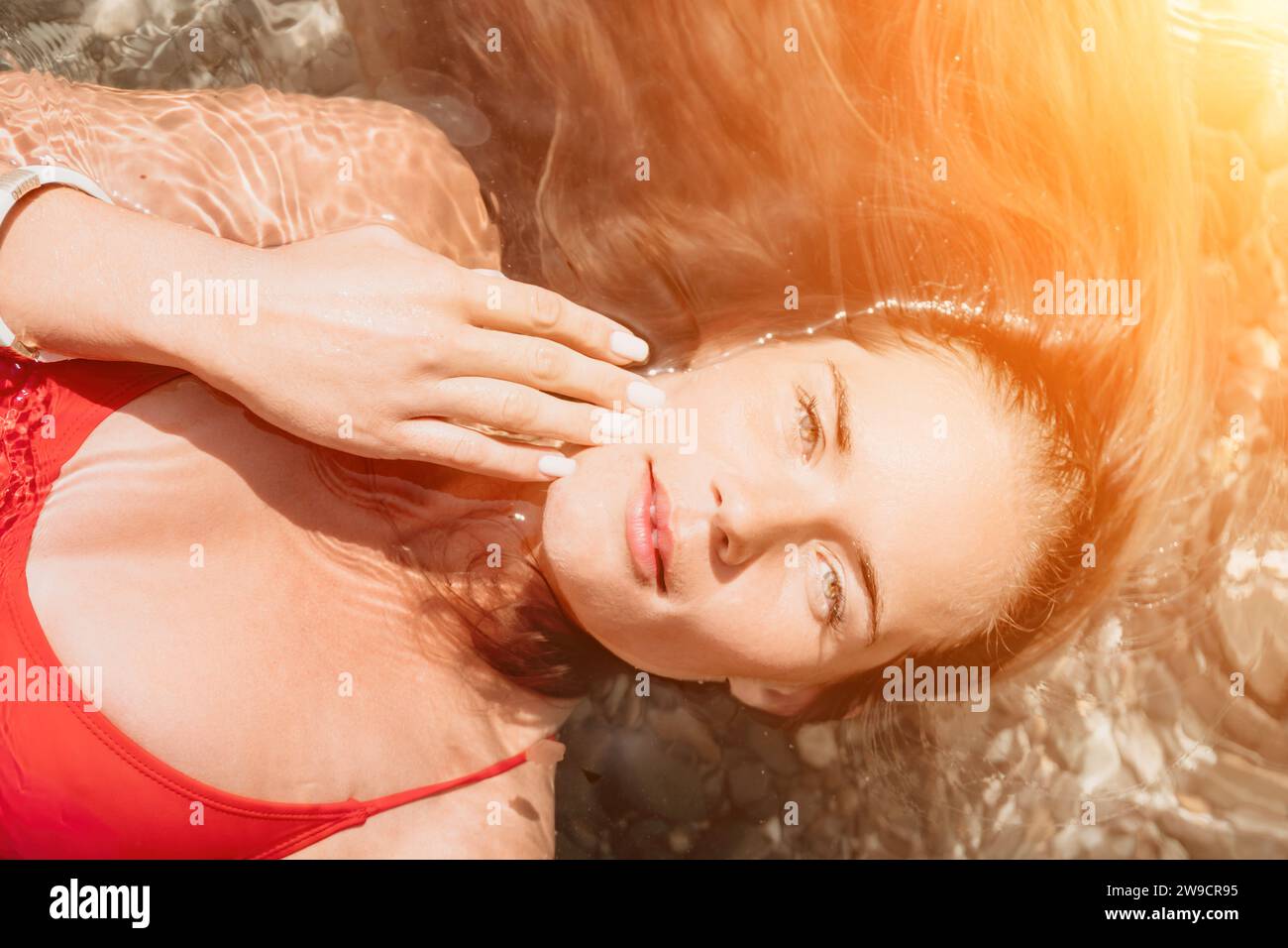 Girl in bikini posing hi-res stock photography and images - Page 10 - Alamy