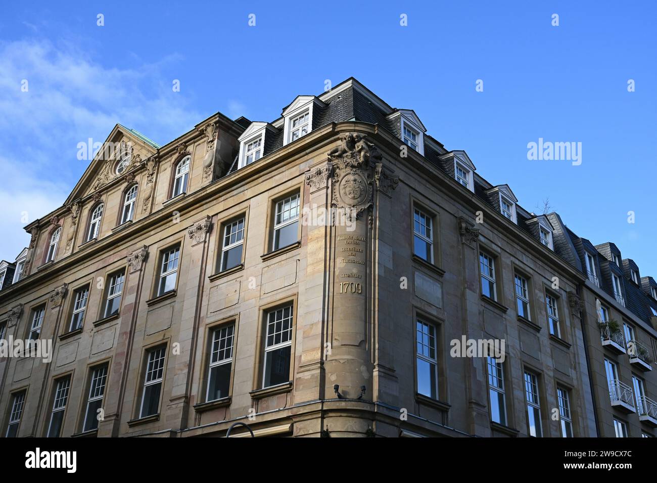 Cologne, Germany. 26th Dec, 2023. Farina Haus, home to the fragrance museum and the oldest perfume factory in the world still in existence today, Johann Maria Farina, opposite Jülichs-Platz. Credit: Horst Galuschka/dpa/Alamy Live News Stock Photo