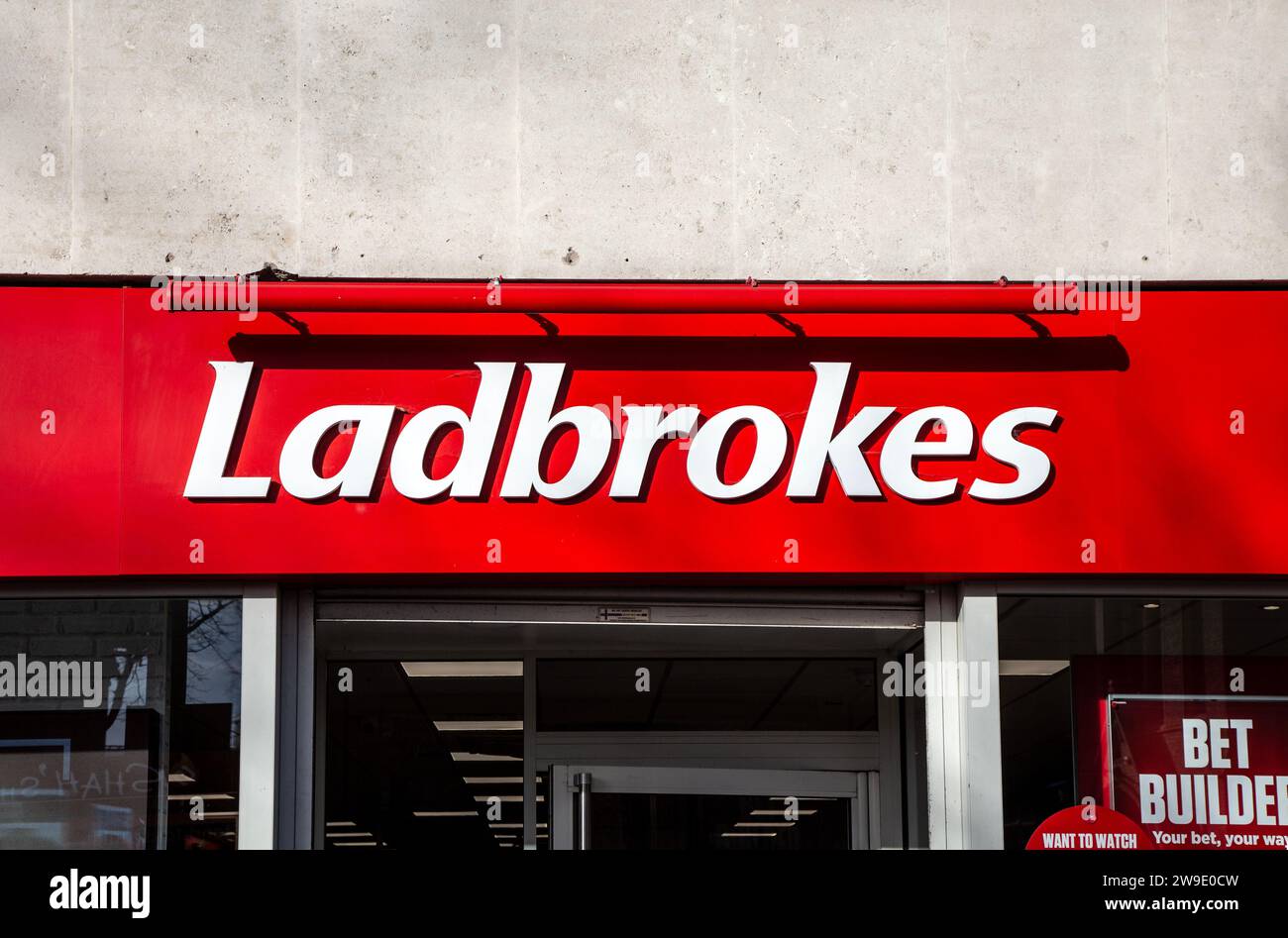 Red ladbrokes sign hires stock photography and images Alamy