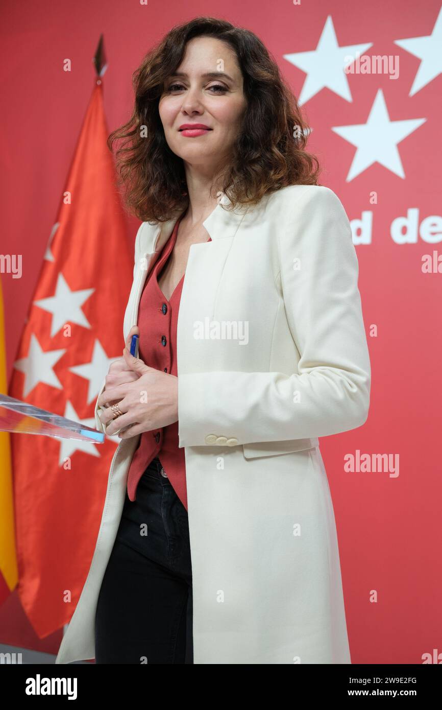 Madrid, Spain. 27th Dec, 2023. he president of the Community of Madrid, Isabel Diaz Ayuso, during a press conference after a meeting of the Governing Council of the Community of Madrid, on 27 December, 2023 in Madrid, Spain. (Photo by Oscar Gonzalez/Sipa USA) (Photo by Oscar Gonzalez/Sipa USA) Credit: Sipa USA/Alamy Live News Stock Photo
