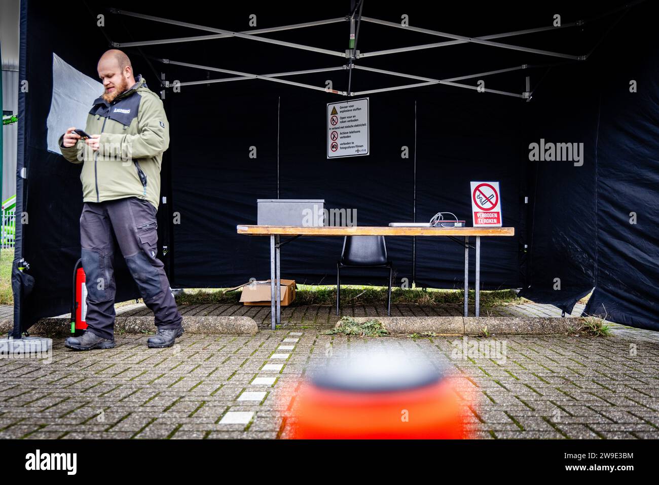 THE HAGUE - The municipality's return point. All types of fireworks up to 25 kilos may be released. The fireworks are then temporarily stored and taken to a place where they can be safely destroyed. ANP ANP JEFFREY GROENEWEG netherlands out - belgium out Stock Photo