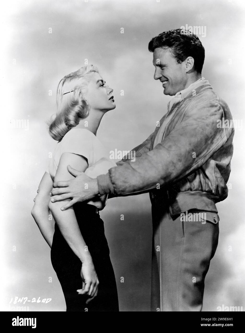 DOROTHY MALONE and ROBERT STACK in THE TARNISHED ANGELS 1957 director