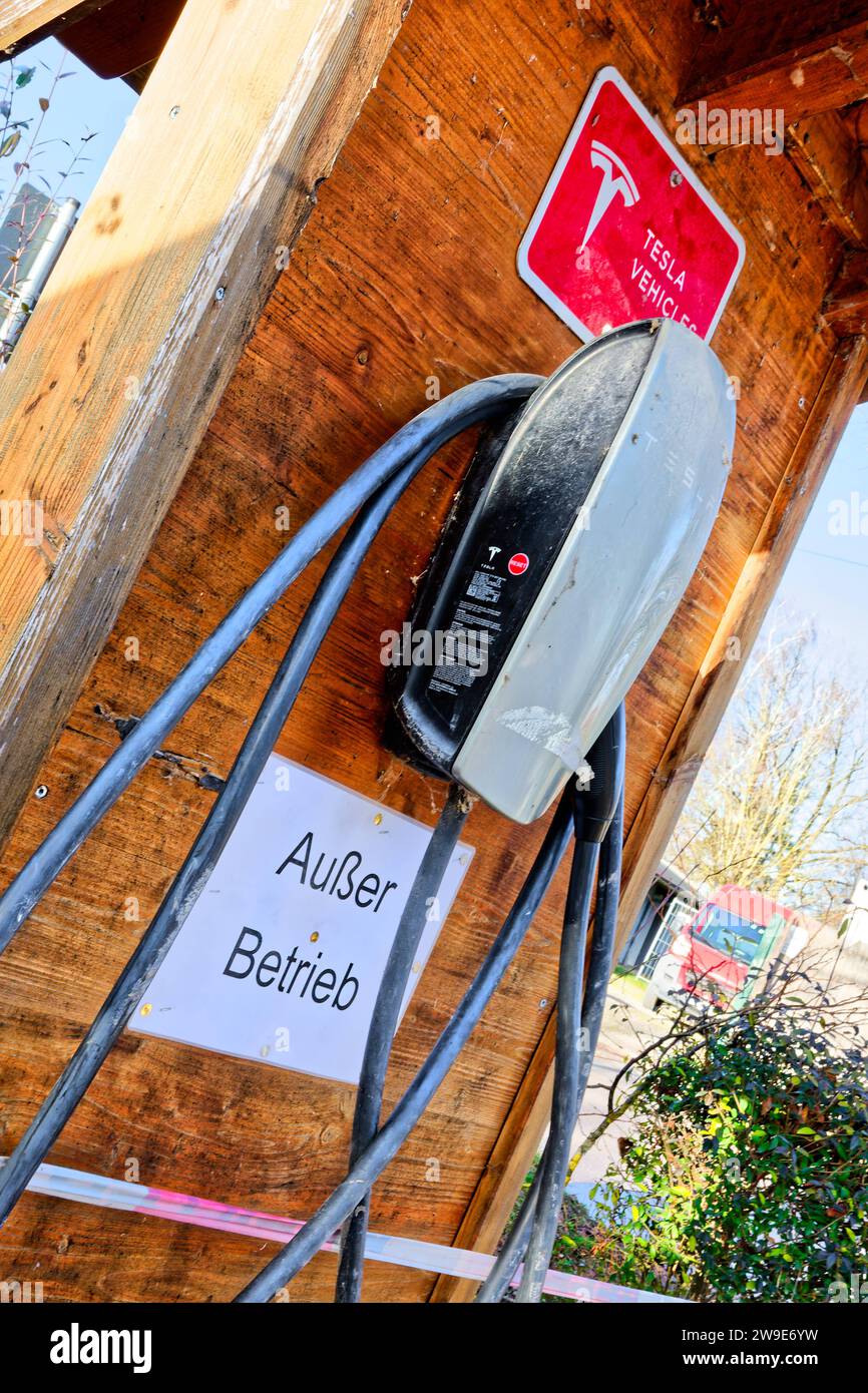 Kein Strom für das EAuto. Diese Ladestation für ElektroAutos ist