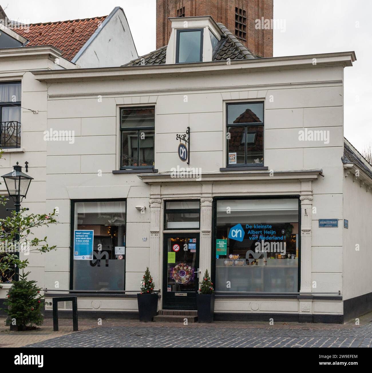 Naarden, The Netherlands, 25.12.2023, The smallest store of dutch supermarket chain Albert Heijn in the country, located in Naarden-Vesting Stock Photo