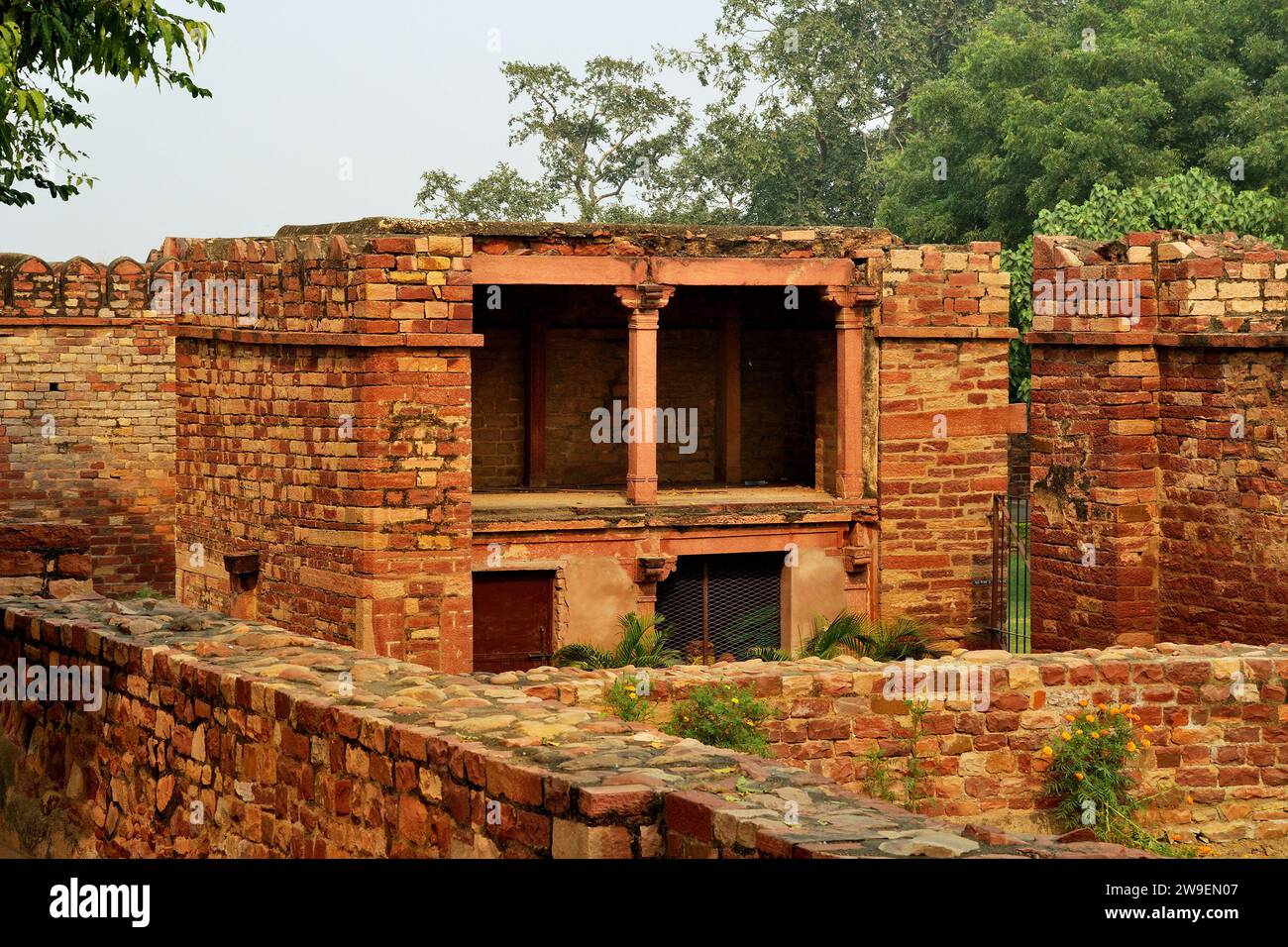 Small building & Jodhabai's kitchen near Jodha Bai's Palace, Fatehpur Sikri, Uttar Pradesh, India Stock Photo