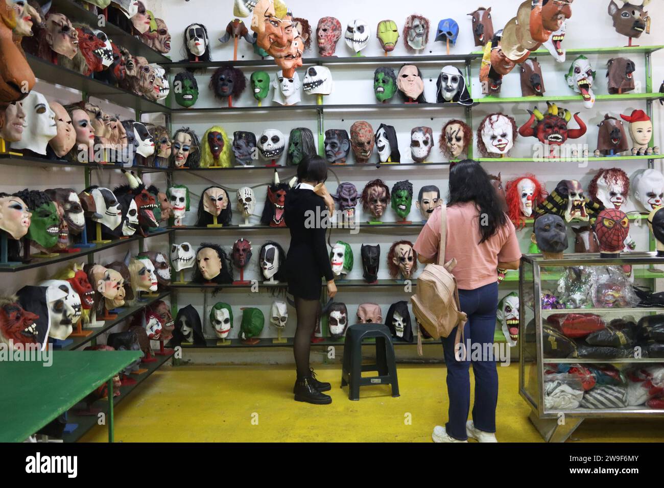 El mundo del juguete quito sale